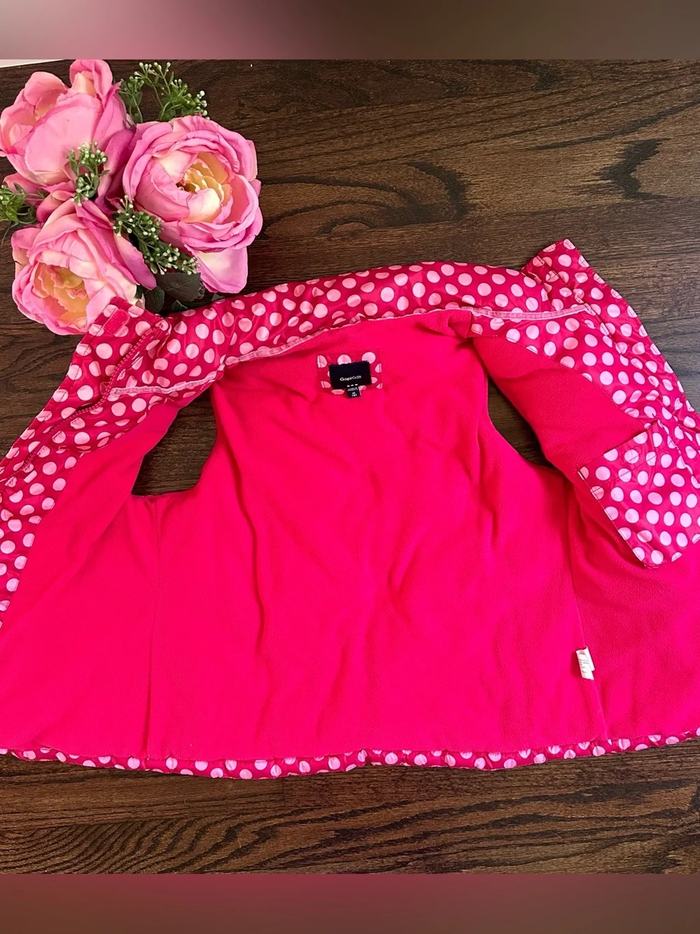 Gap Kids fleece lined puffer vest, size 8